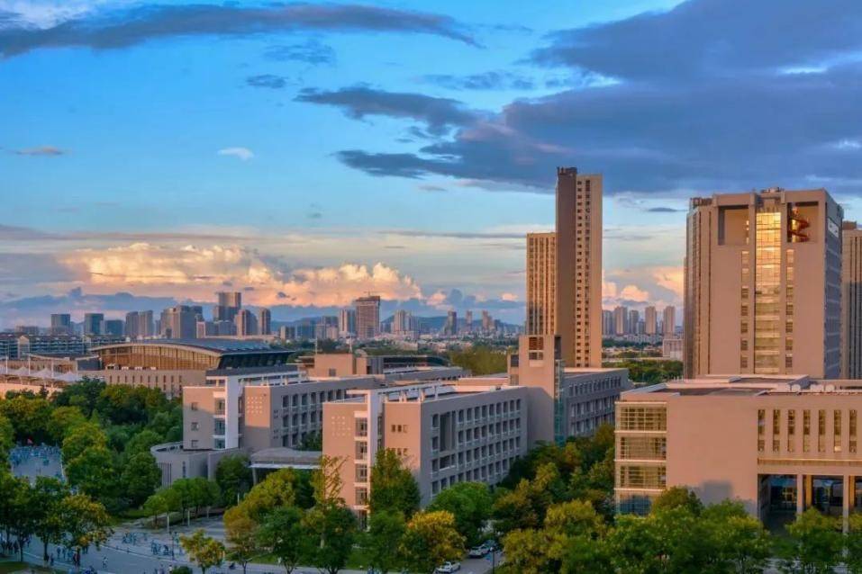 河海大学(河海大学录取分数线)