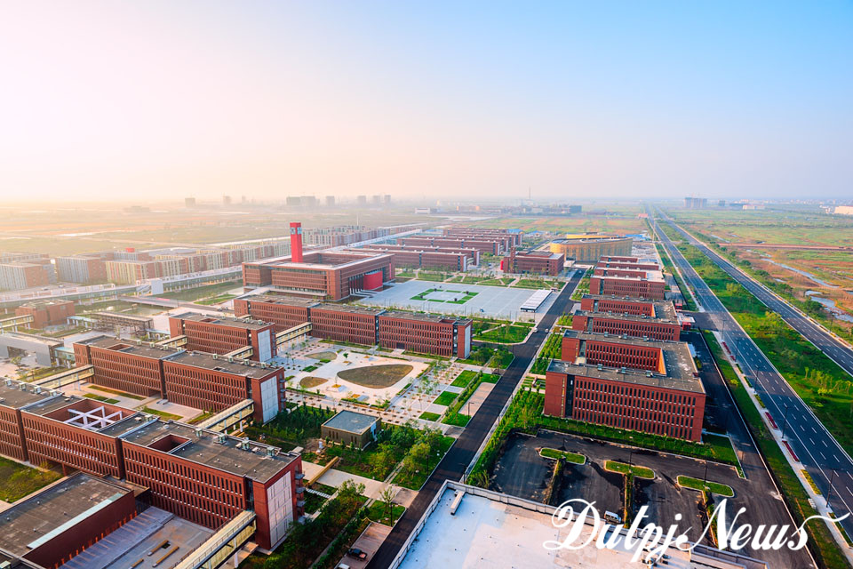 大连理工大学文凭(大连理工大学本科生毕业证和学位证要求)
