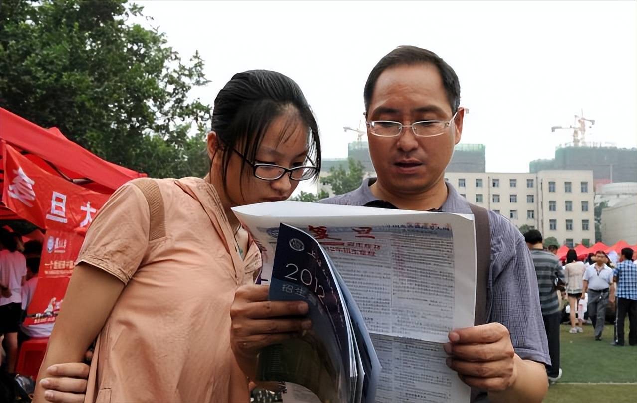 湖南大学毕业证(湖南大学毕业证和学位证)
